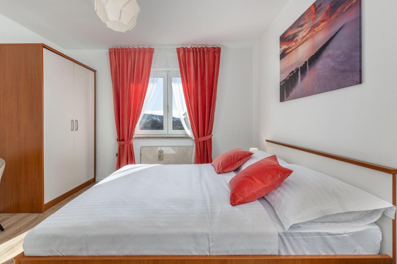 Apartment In Rijeka Buitenkant foto