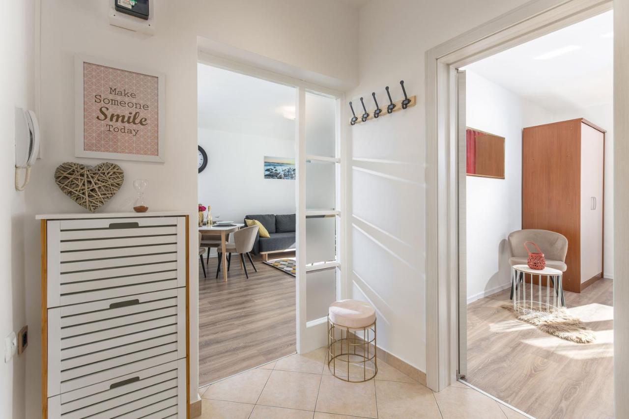 Apartment In Rijeka Buitenkant foto
