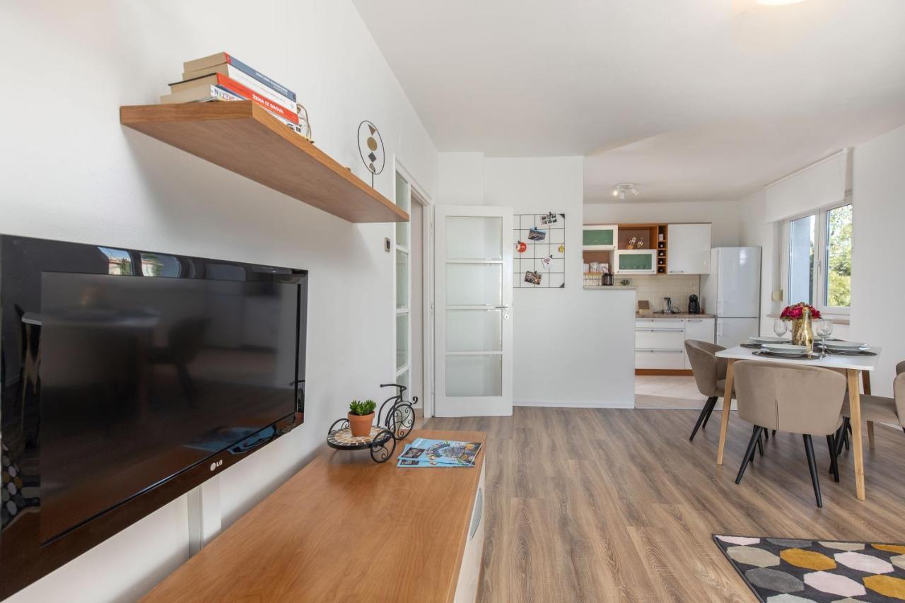 Apartment In Rijeka Buitenkant foto